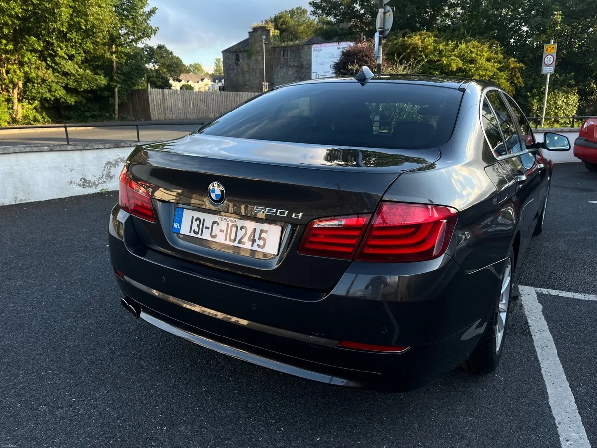 BMW 5-Series 2013 - Image 3