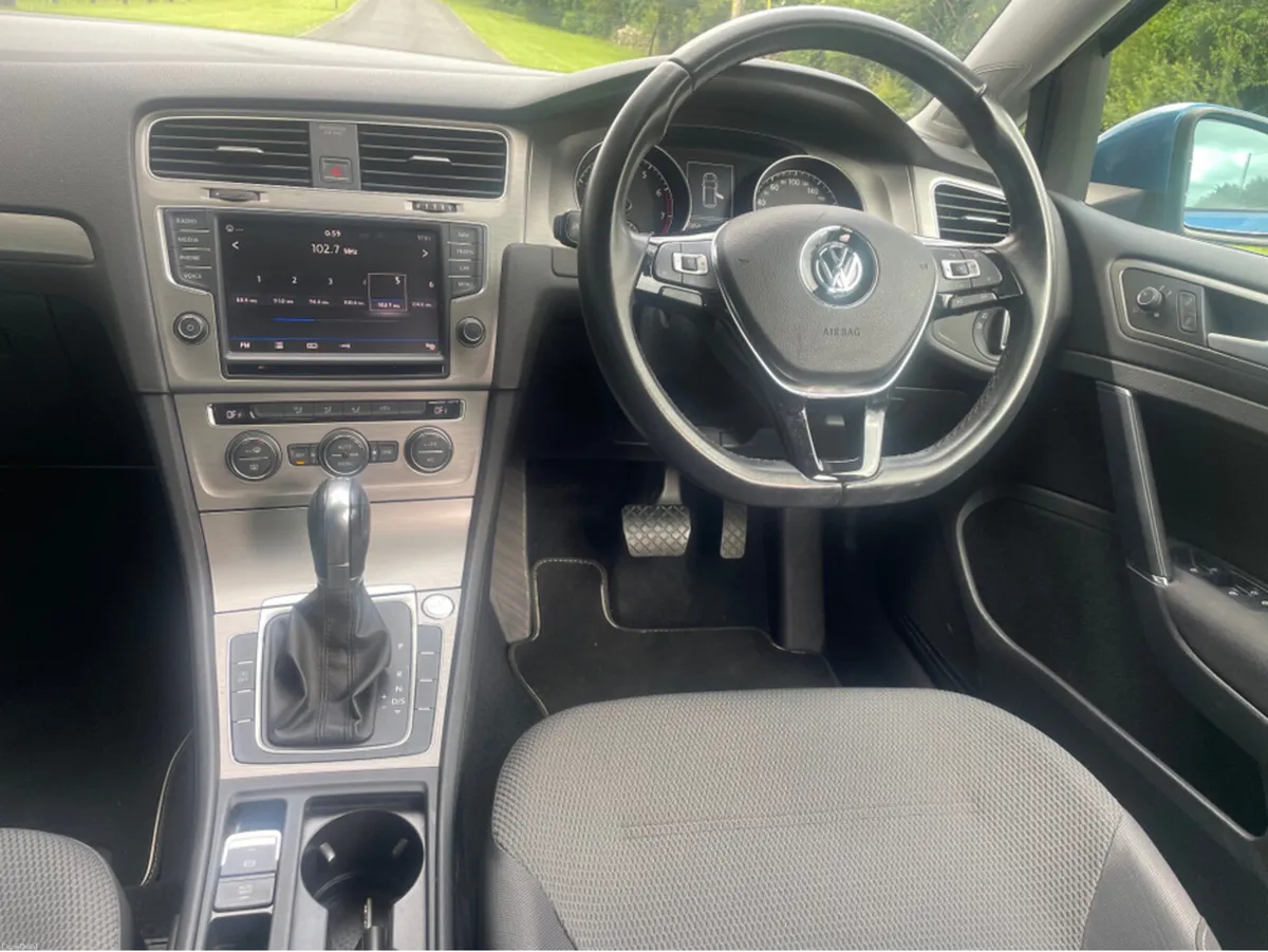 Volkswagen Golf Hatchback comfortline - Image 5