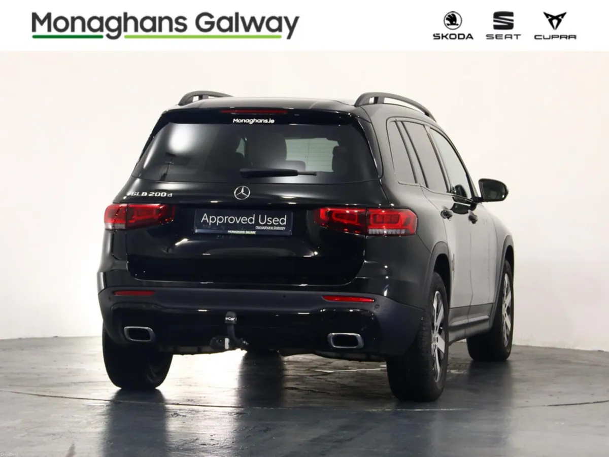 Mercedes-Benz GLB 200D 7 Seater Auto - Image 3