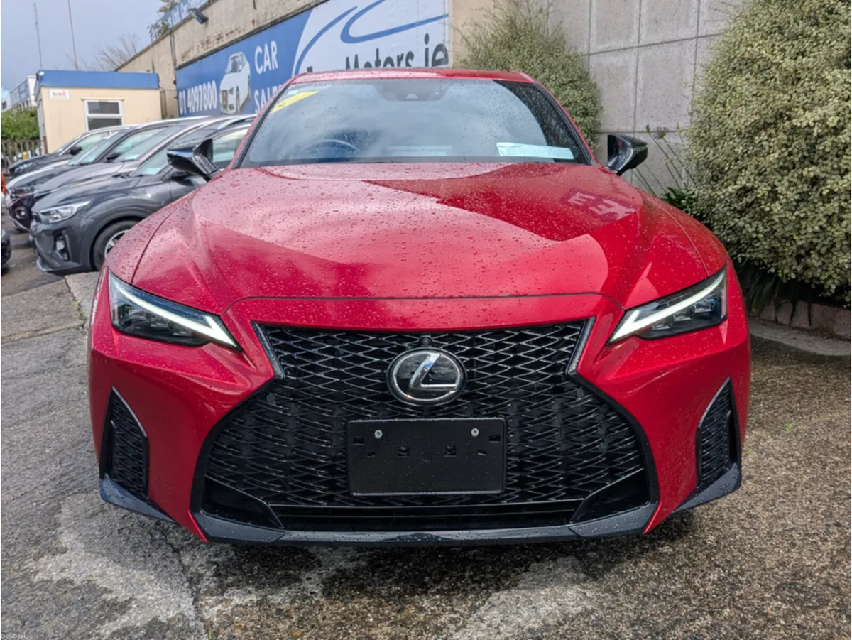 Lexus IS F SPORT MODE BLACK 3 HYBRID AUTOMATIC 2.5 - Image 2