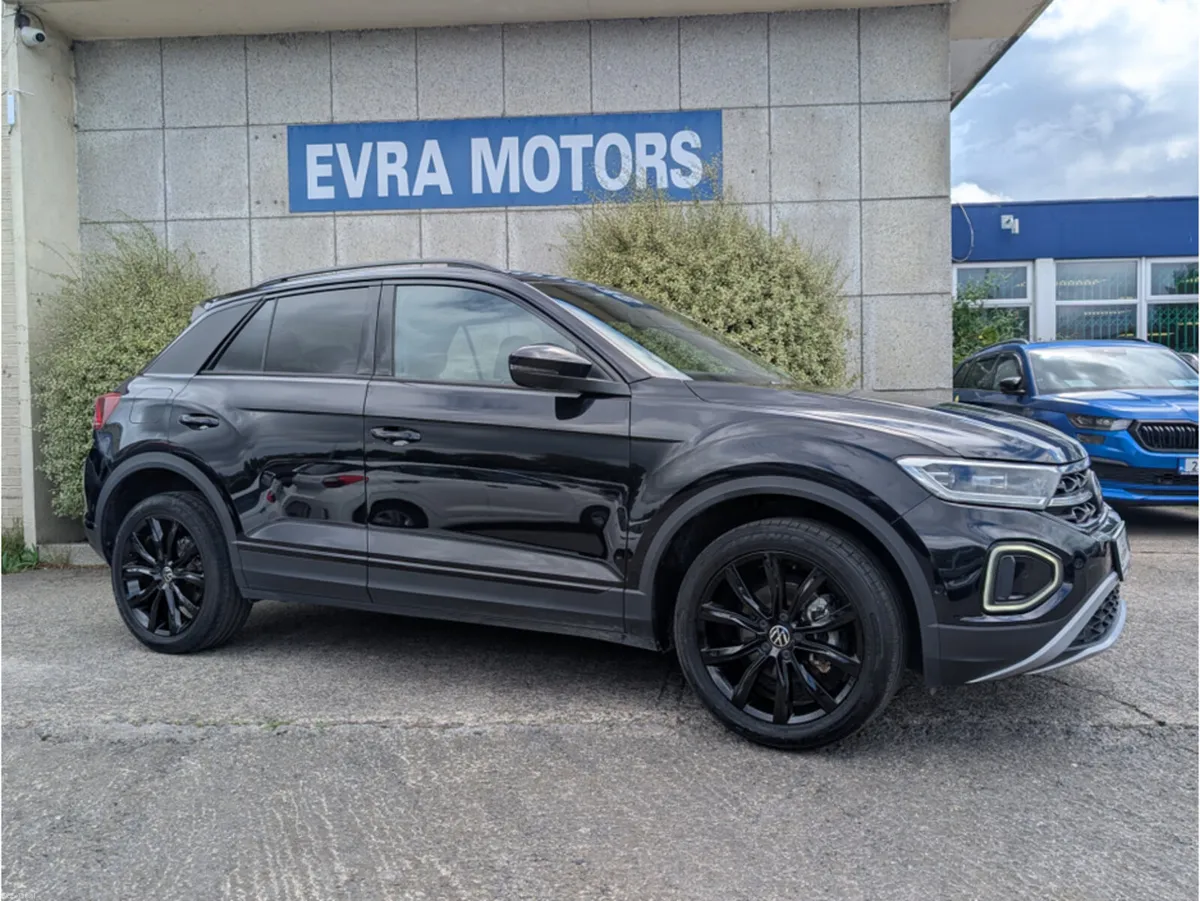 Volkswagen T-Roc STYLE AUTOMATIC 1.5 PETROL //LOW - Image 3