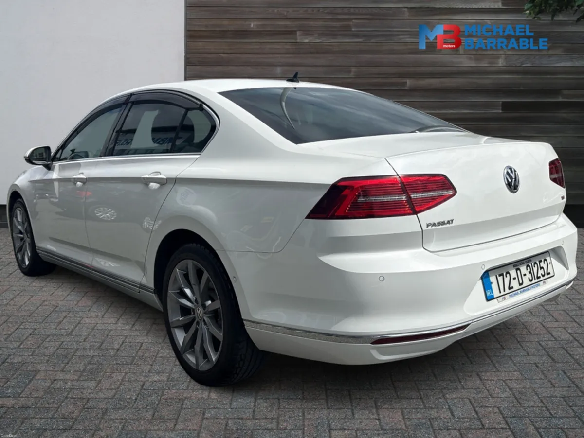 Volkswagen Passat 1.4 Petrol Automatic Highline - Image 4