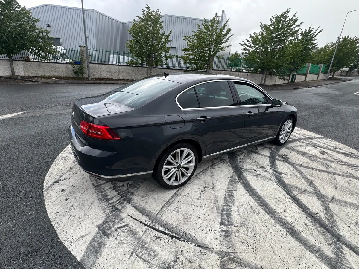 Vw Passat Highline TDI - Image 3