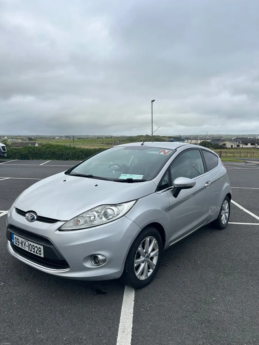 Ford Fiesta 2009 - Image 1