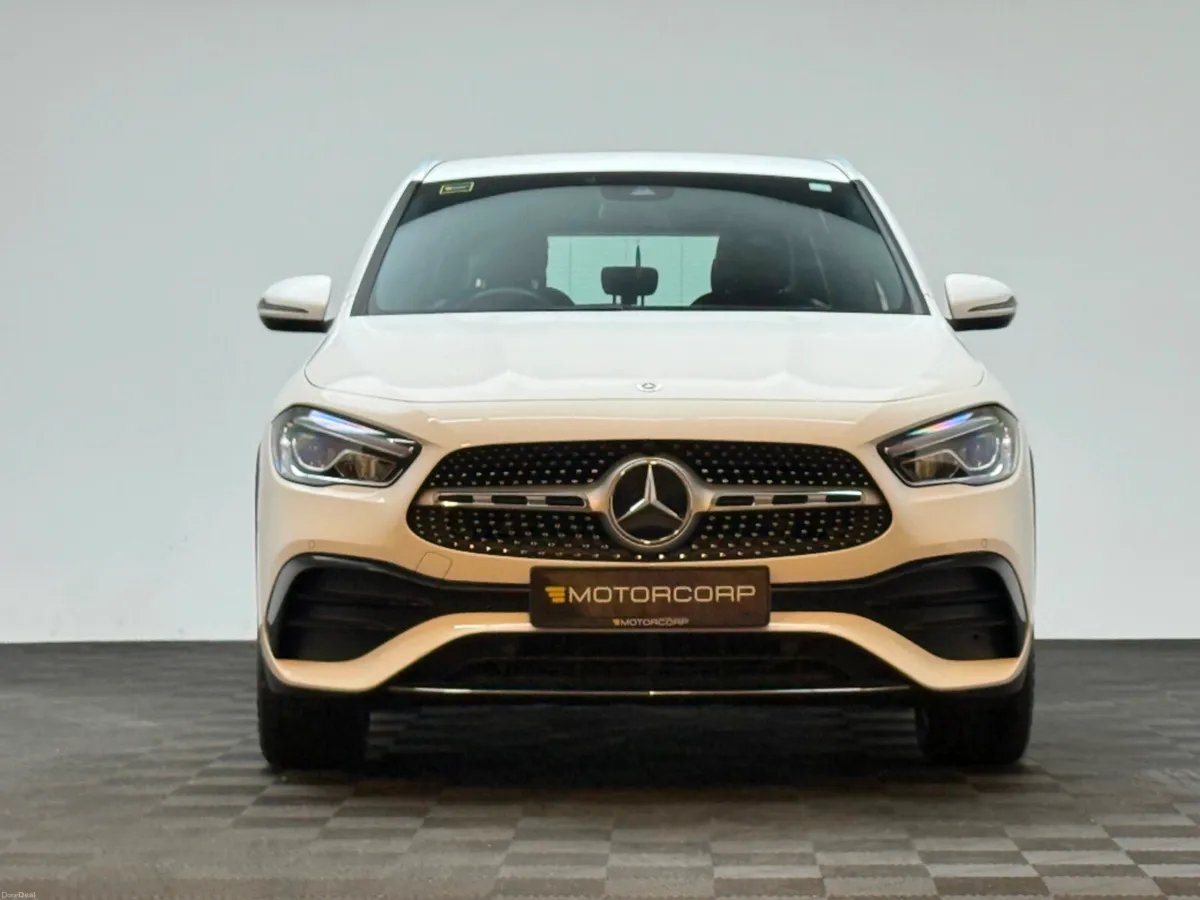 Mercedes-Benz GLA 200D AMG LINE AUTO - Image 2