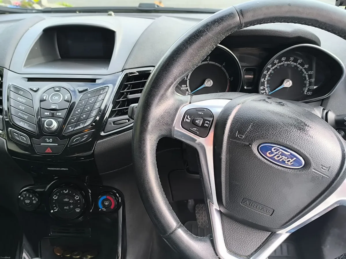 Ford Fiesta 2015 - Image 3