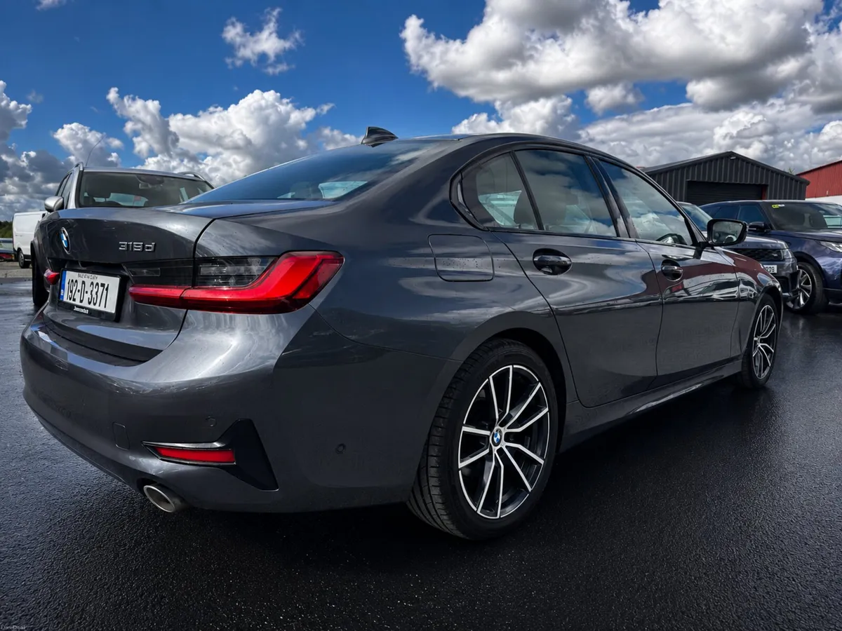 192 BMW 318D sport automatic new model - Image 2