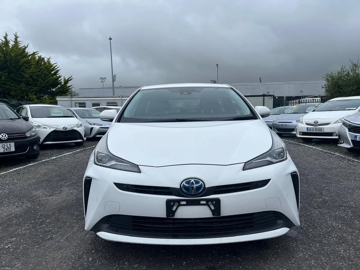 2022 222 Toyota Prius hybrid automatic - Image 2