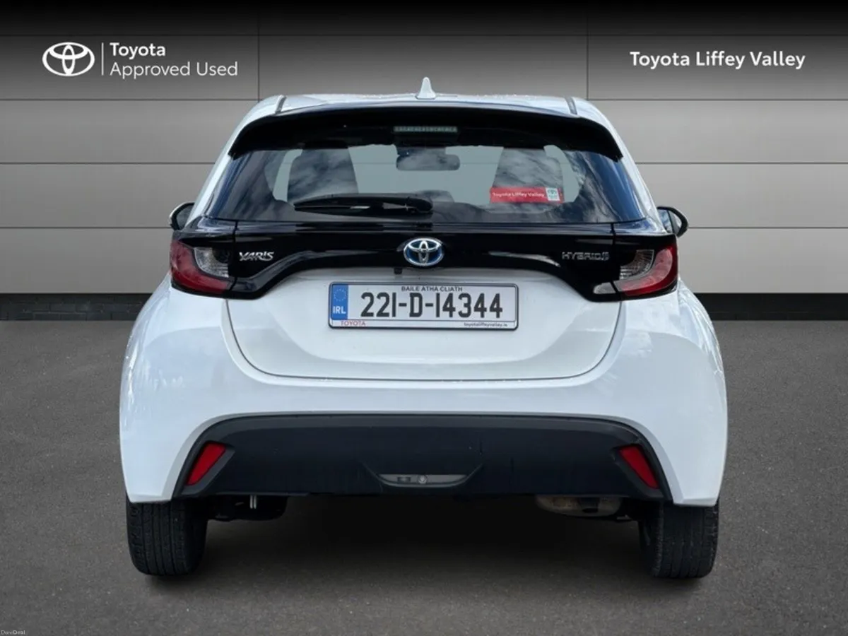 Toyota Yaris HYBRID LUNA 4DR AUTO - Image 4