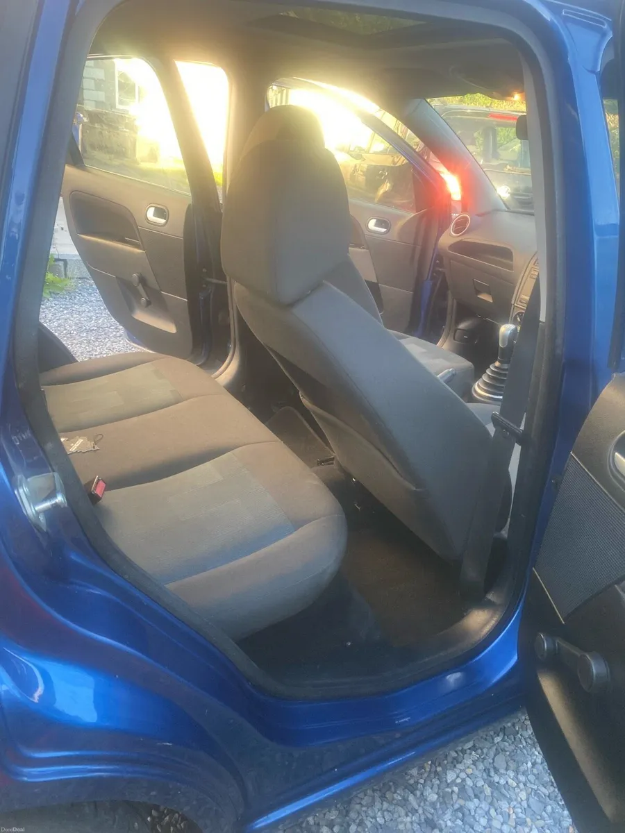 Ford fesita - Image 2