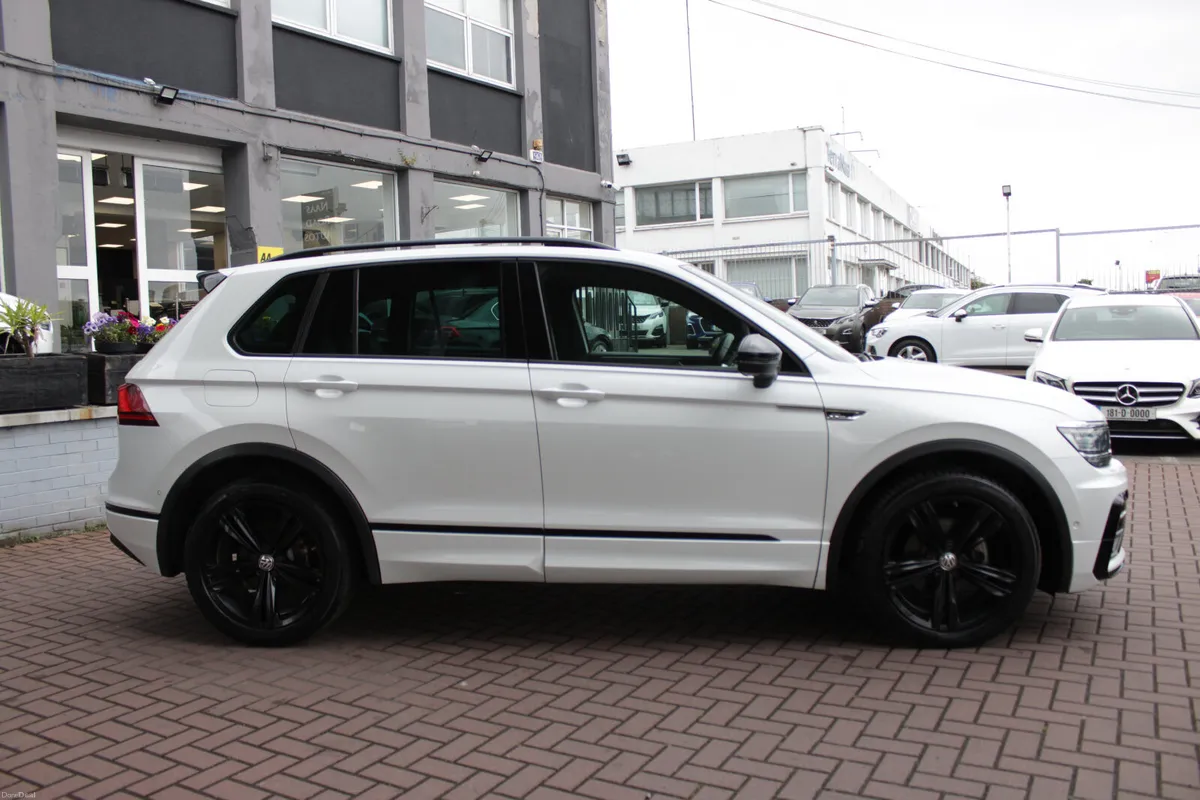 2018 VOLKSWAGEN TIGUAN R-LINE 4-MOTION 5DR AUTO - Image 3