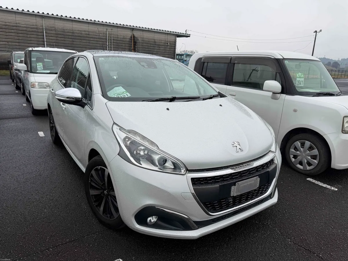 PEUGEOT 208 1.2 ALLURE AUTO 2017 - Image 3