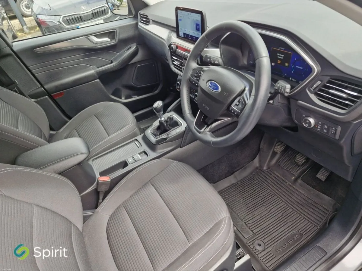 Ford Kuga 1.5 EcoBlue 120PS Titanium - Image 4