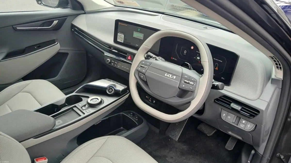 Kia EV6 Earth **84 kWh, 229 HP, HEATED FRONT SEATS - Image 3