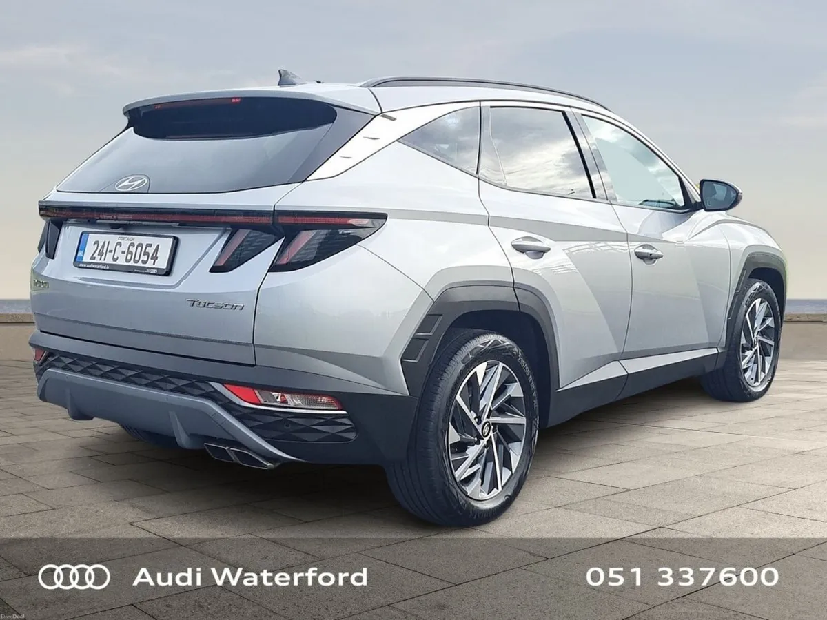 Hyundai Tucson Executive Plus 5DR from €195 per mo - Image 5