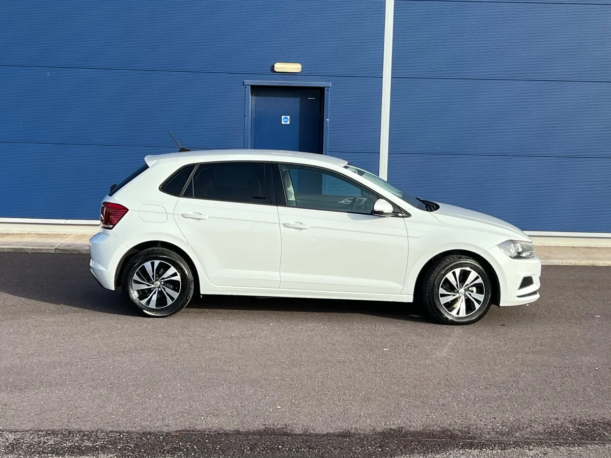 Volkswagen Polo 2018 1.0 Automatic €71 per week - Image 5