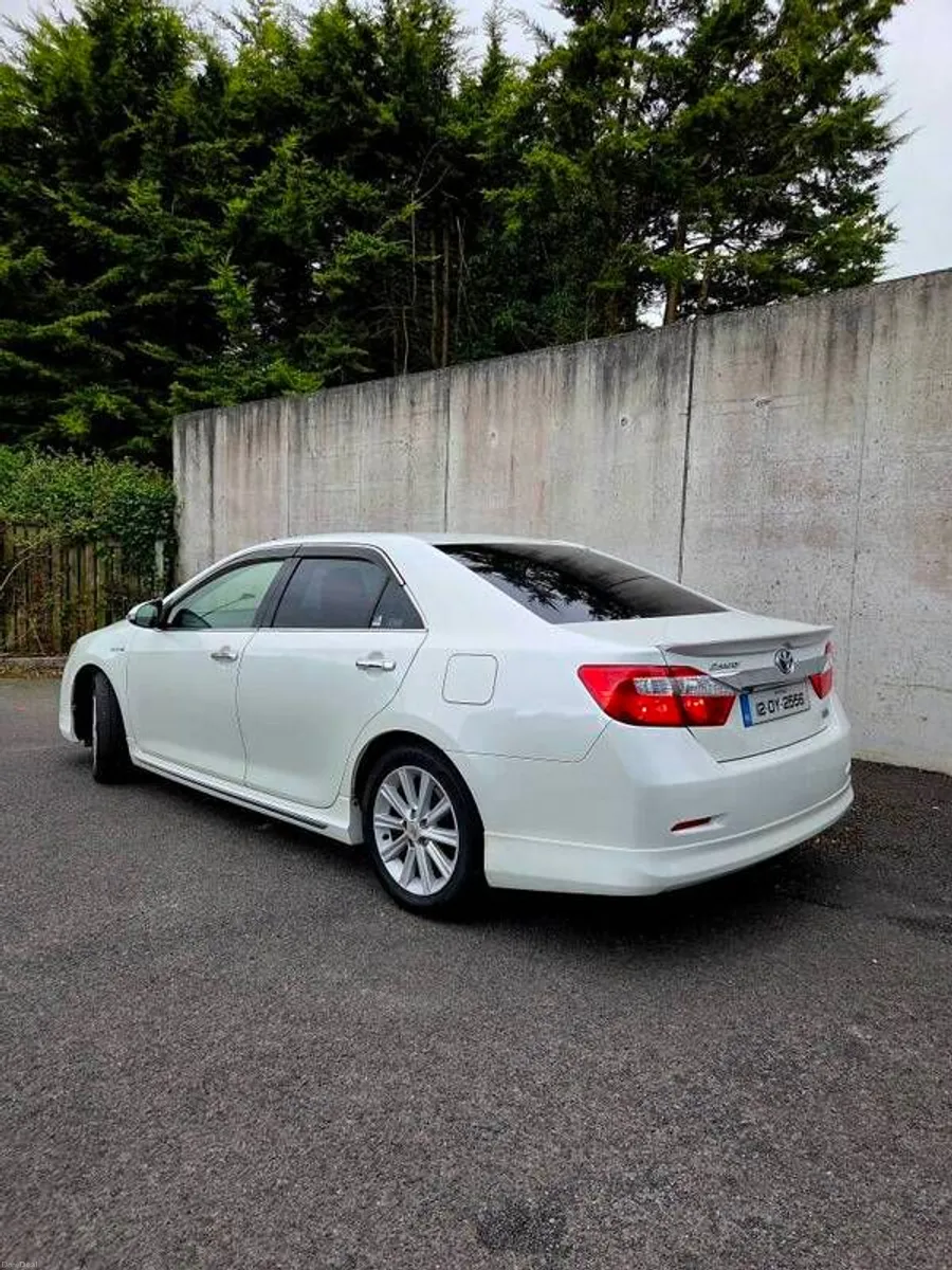 Toyota Camry **low mileage** - Image 1