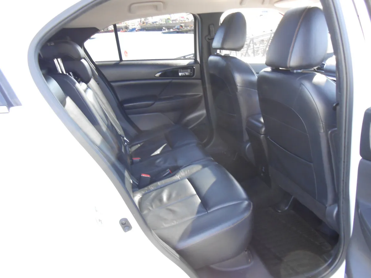 Mitsubishi Eclipse Cross Instyle Top Spec 2019 - Image 4