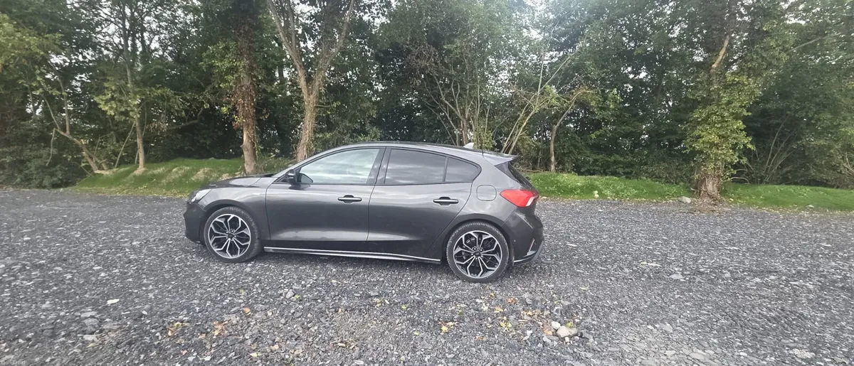 Ford Focus 2021 - Image 4
