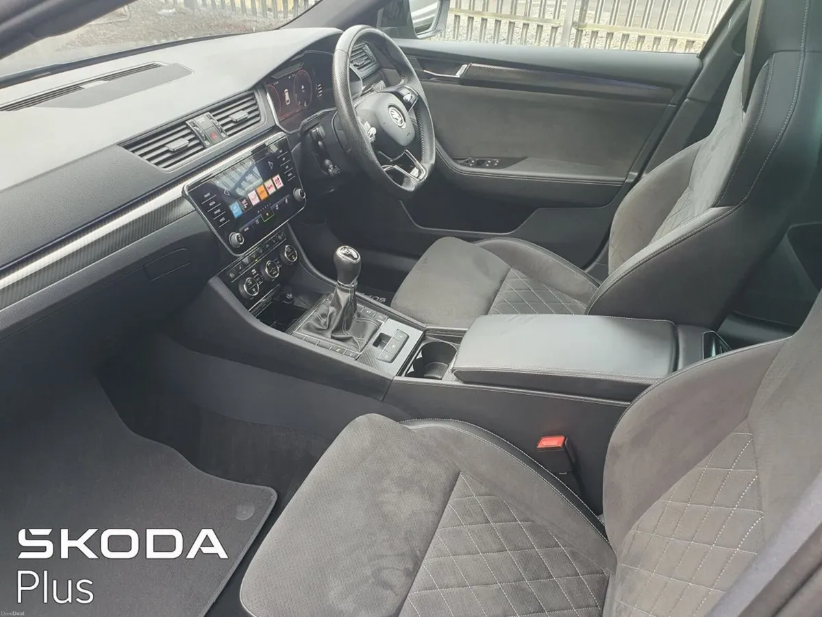 Skoda Superb Combi Sportline 2.0TDi 150HP - 2 Year - Image 4