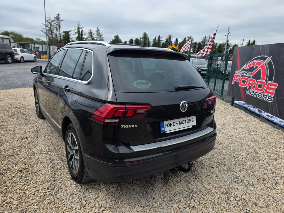 Volkswagen Tiguan 2017 - Image 3