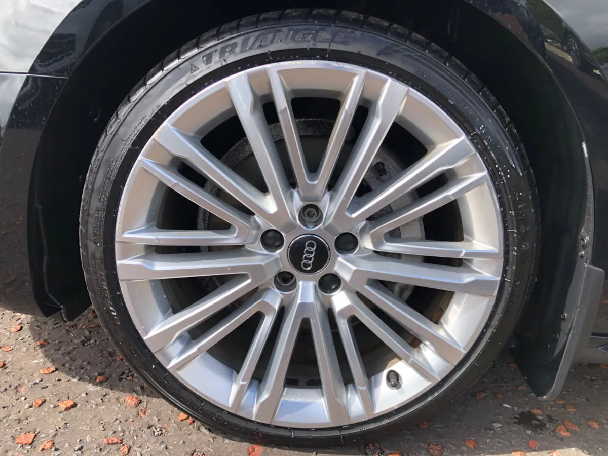 2019 Audi A4 2.0 TDI 40 Quattro S Line S Tronic - Image 6