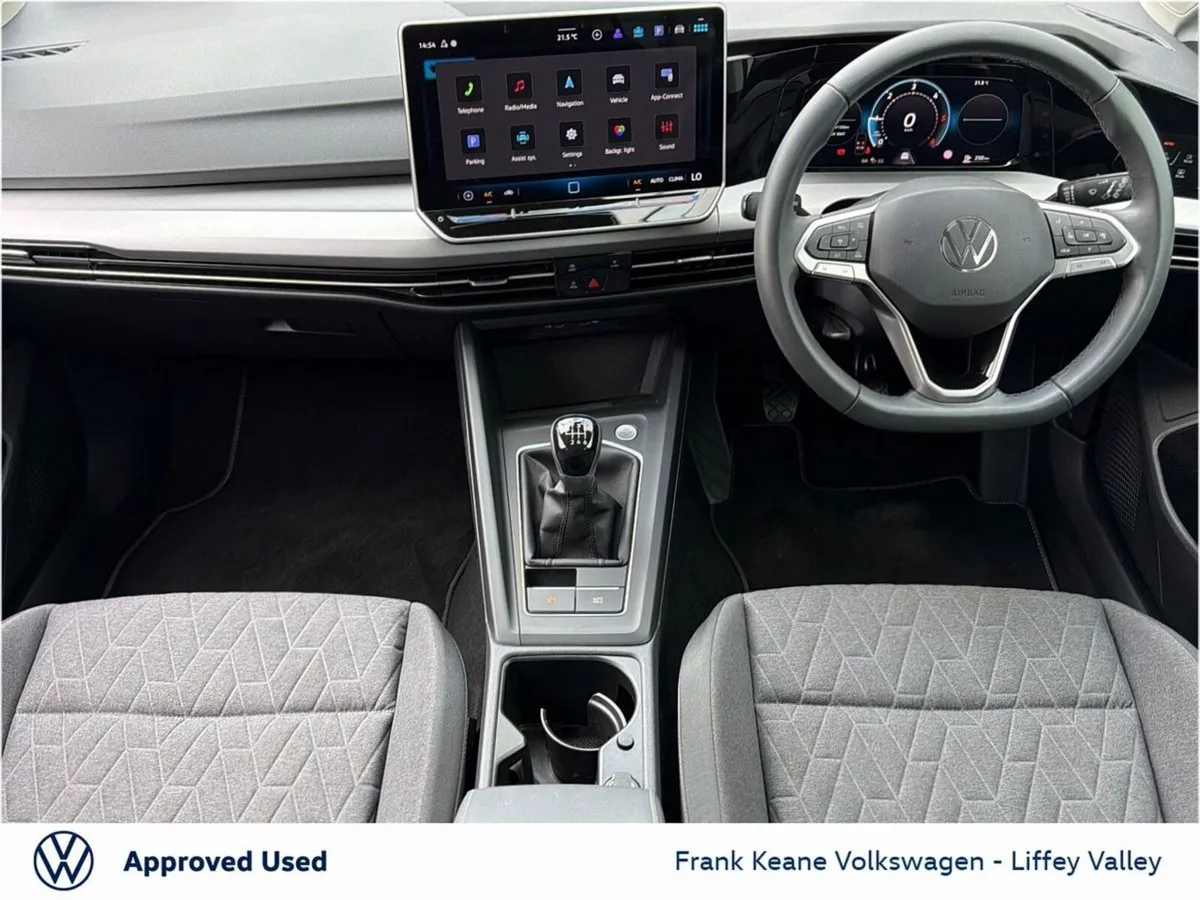 Volkswagen Golf EDITION 75 2.0 TDI 116HP *PURE WHI - Image 2