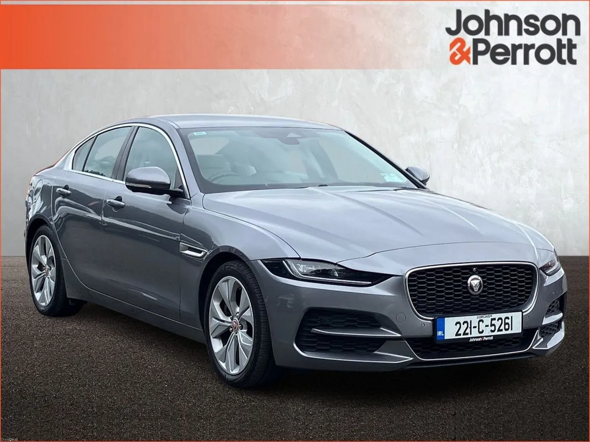 Jaguar XE 2.0D I4 204 PS RWD S - Image 1