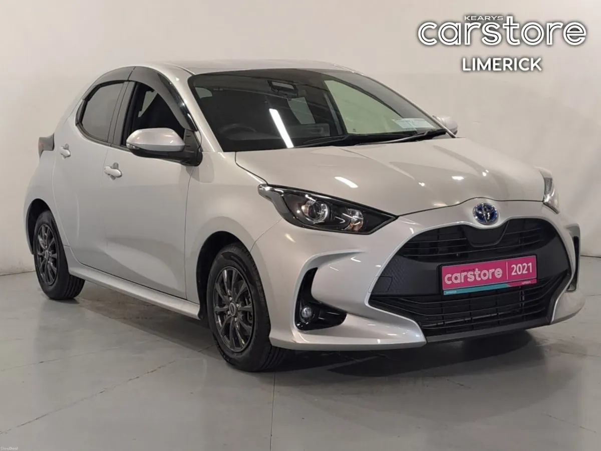 Toyota Yaris 1.5 - Image 1