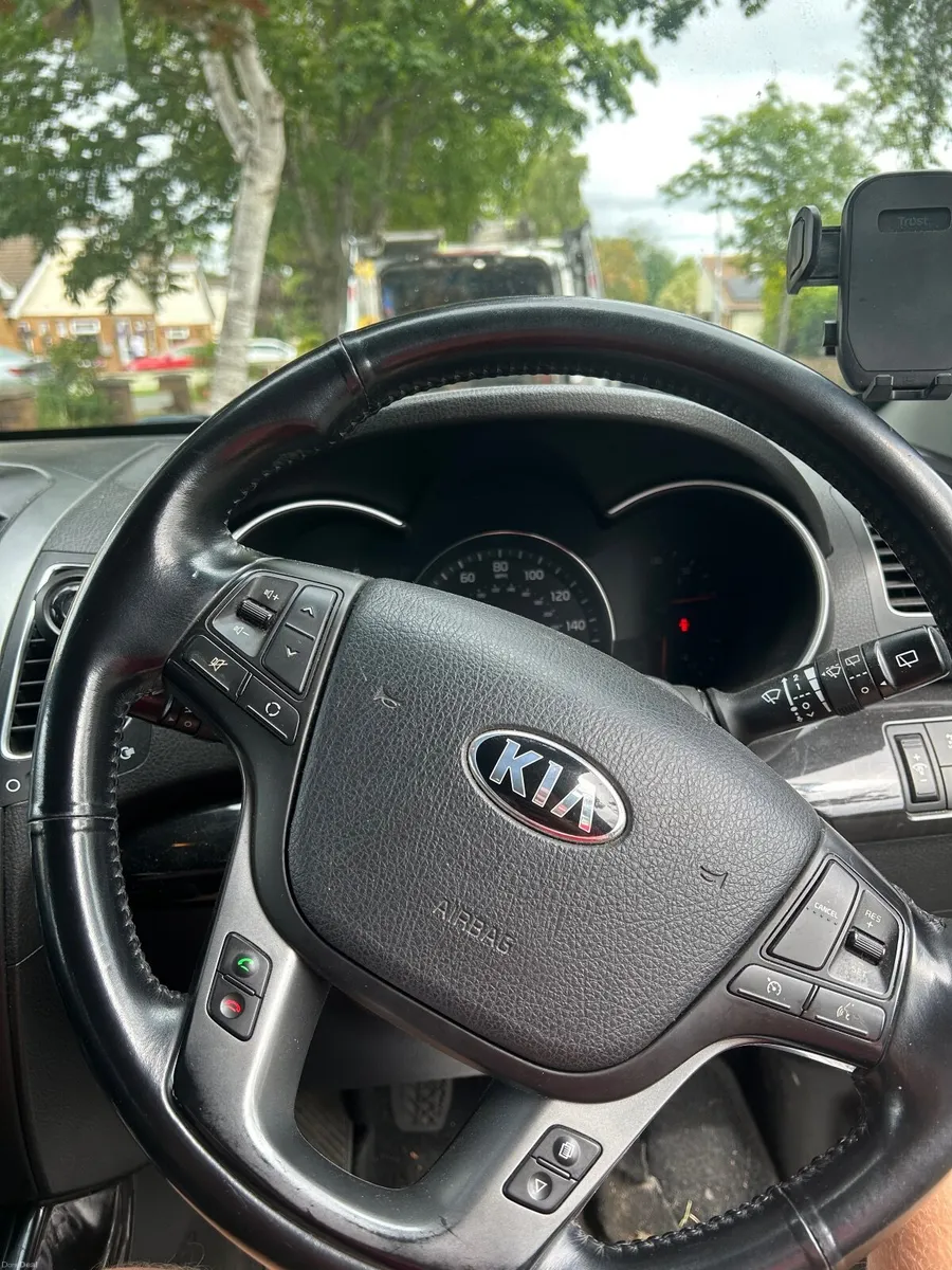 Kia Sorento 2013 - Image 3