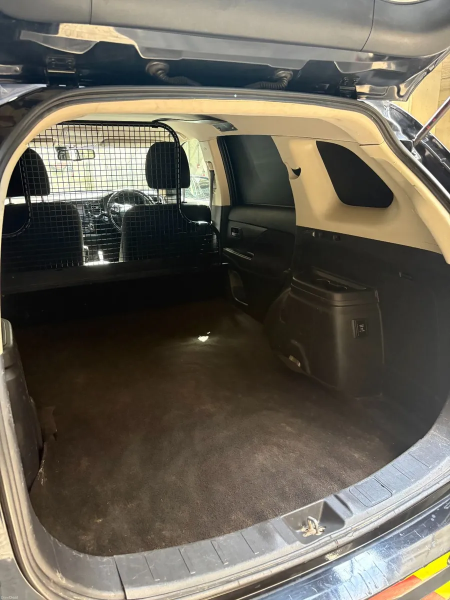 Mitsubishi Outlander 2018 - Image 6