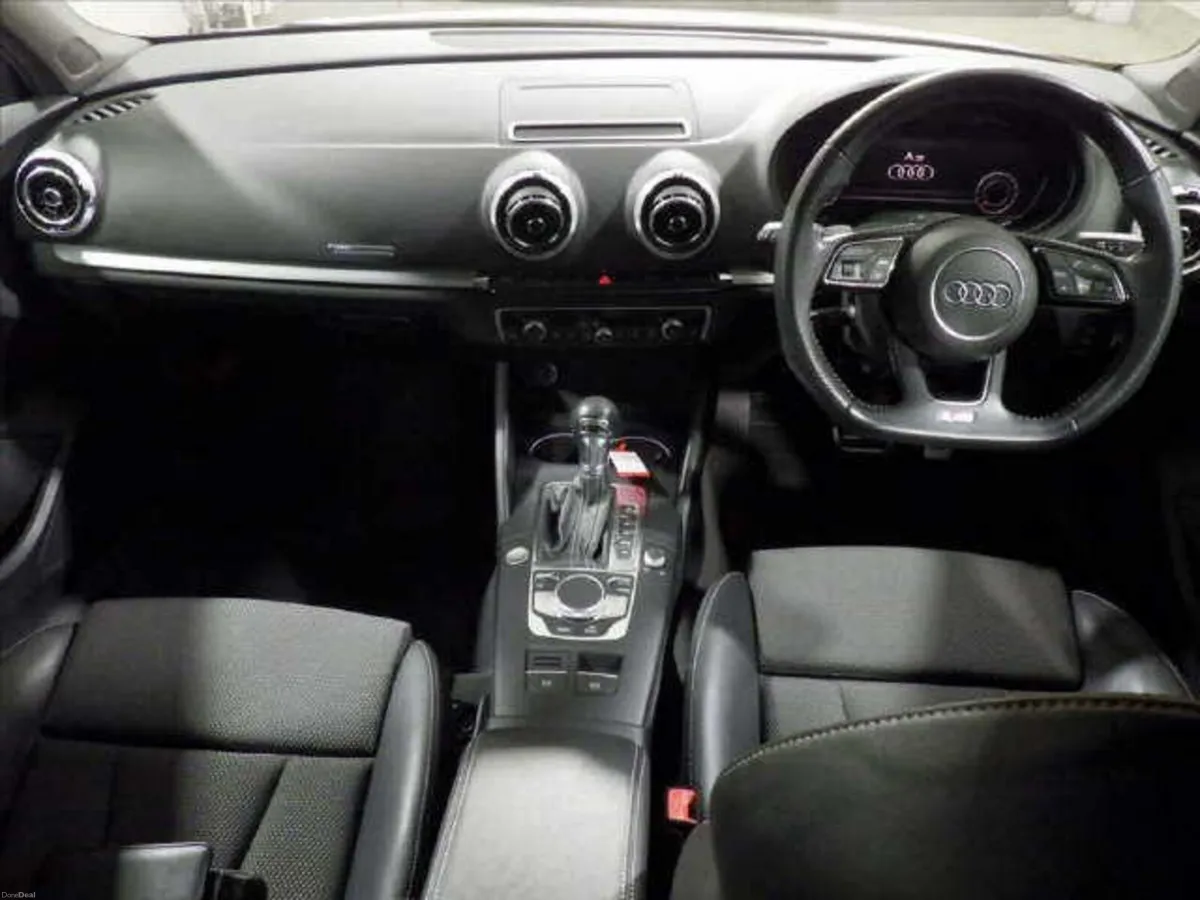 AUDI A3 SALOON 1.4 TFSI S LINE AUTO 2018 - Image 3