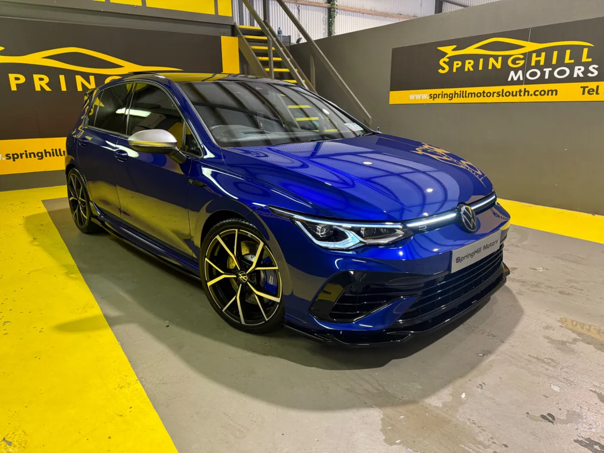2024 Volkswagen Golf R 2.0Tsi 320BHP 4 Motion DSG - Image 2