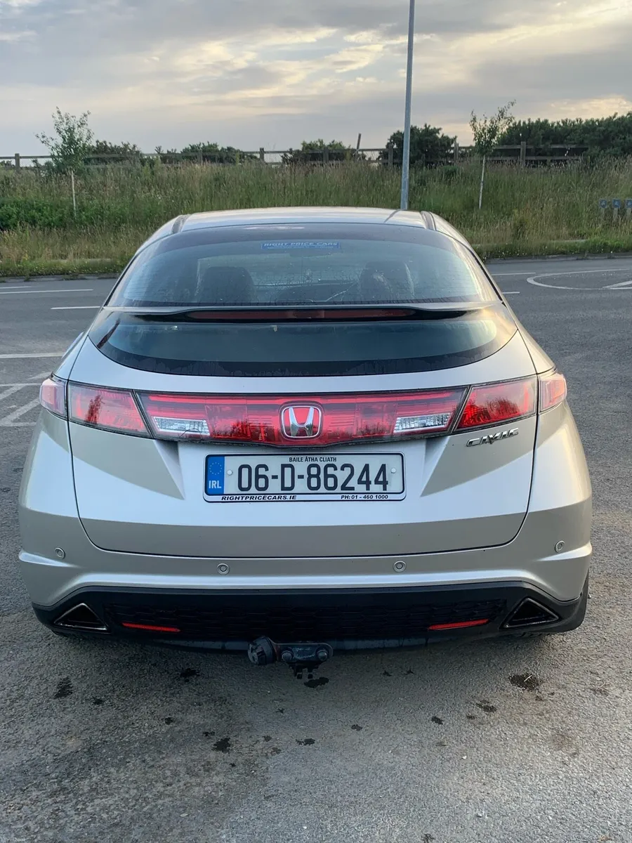 Honda Civic ***NCT 08/27 & Tax 10/26*** - Image 4