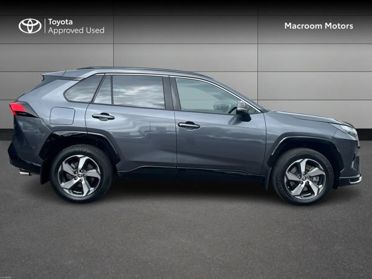 Toyota RAV4 RAV4 PLUG-IN HYBRID SOL - Image 3
