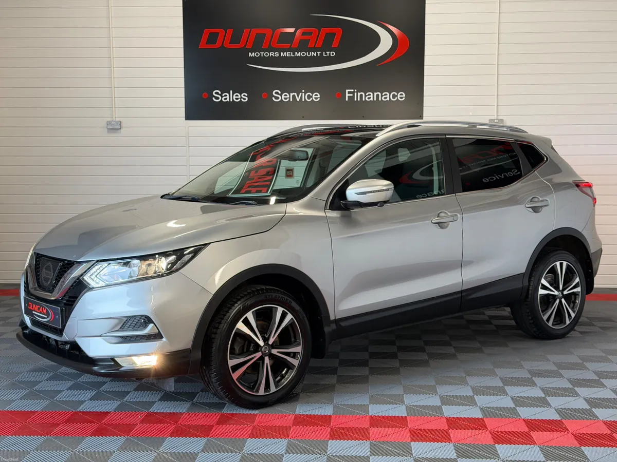Nissan Qashqai 2017 vrt included in price - Image 1