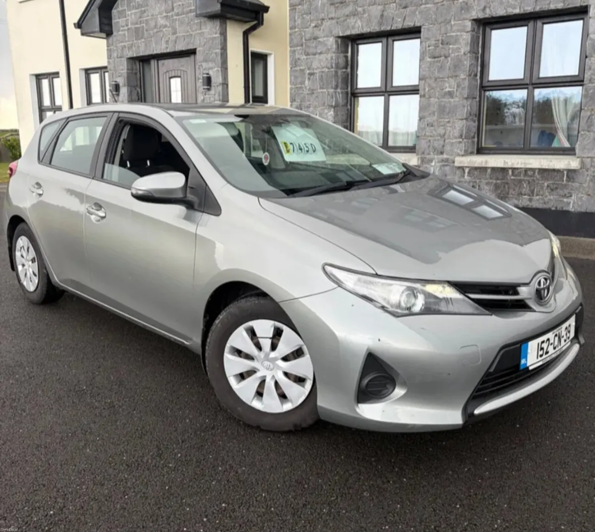 Toyota Auris 2015 - Image 1