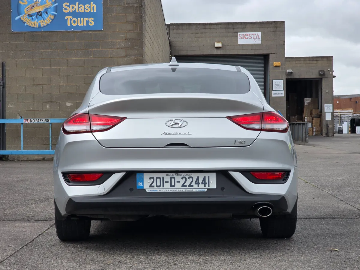 Hyundai i30 FastBack 1.6  Diesel - Image 4