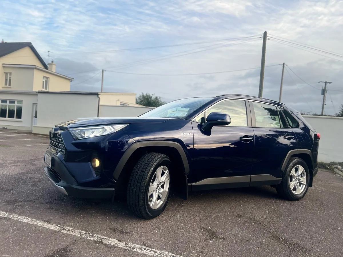 RAV4 hybrid 2020 model - Image 4