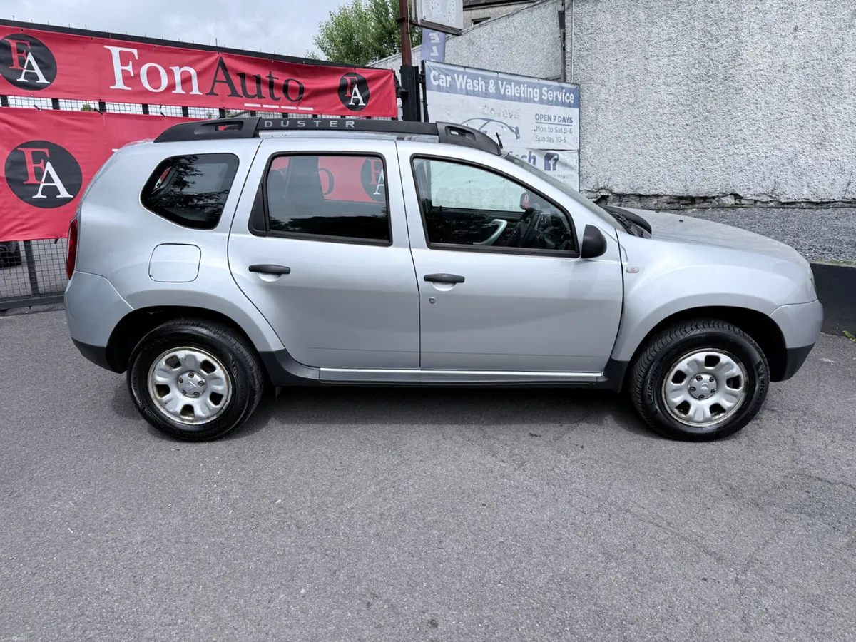 Dacia Duster 1.6 Petrol Low Miles New NCT - Image 6