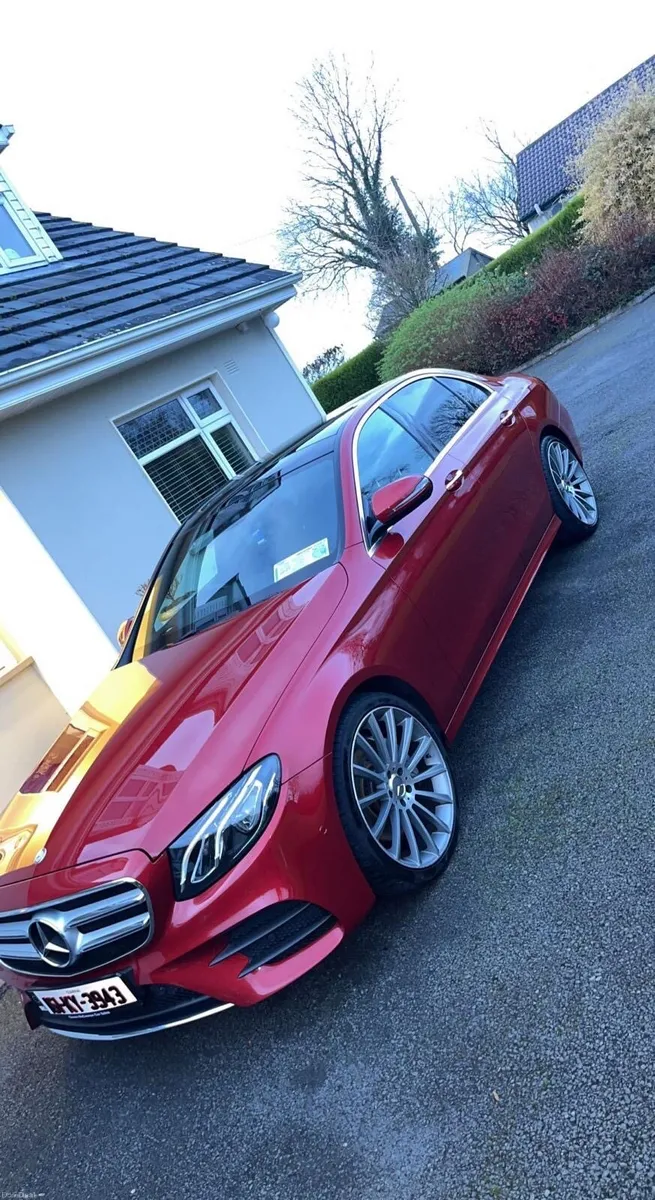 Mercedes E220D AMG - Image 2