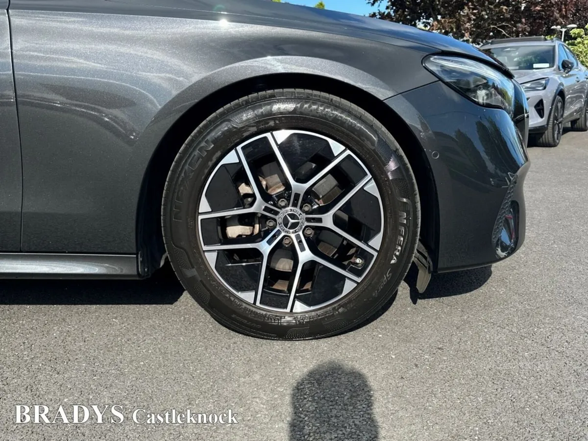 Mercedes-Benz E-Class E 220d Avantgarde Plus**New - Image 5