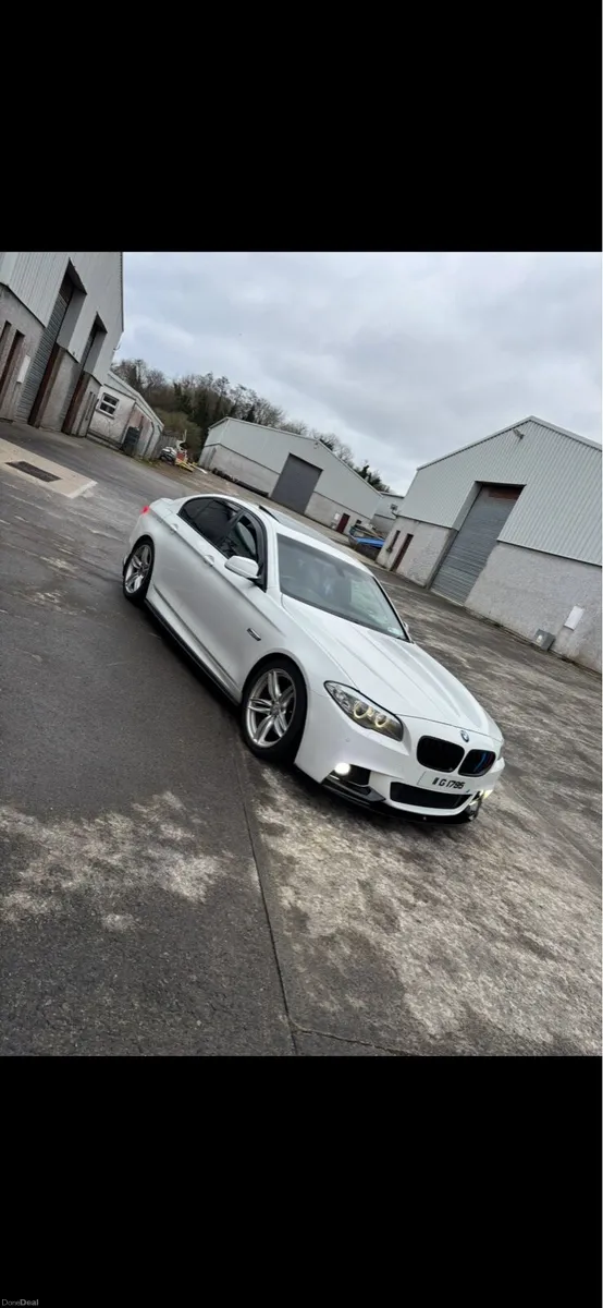 BMW 520 **sunroof ** - Image 1