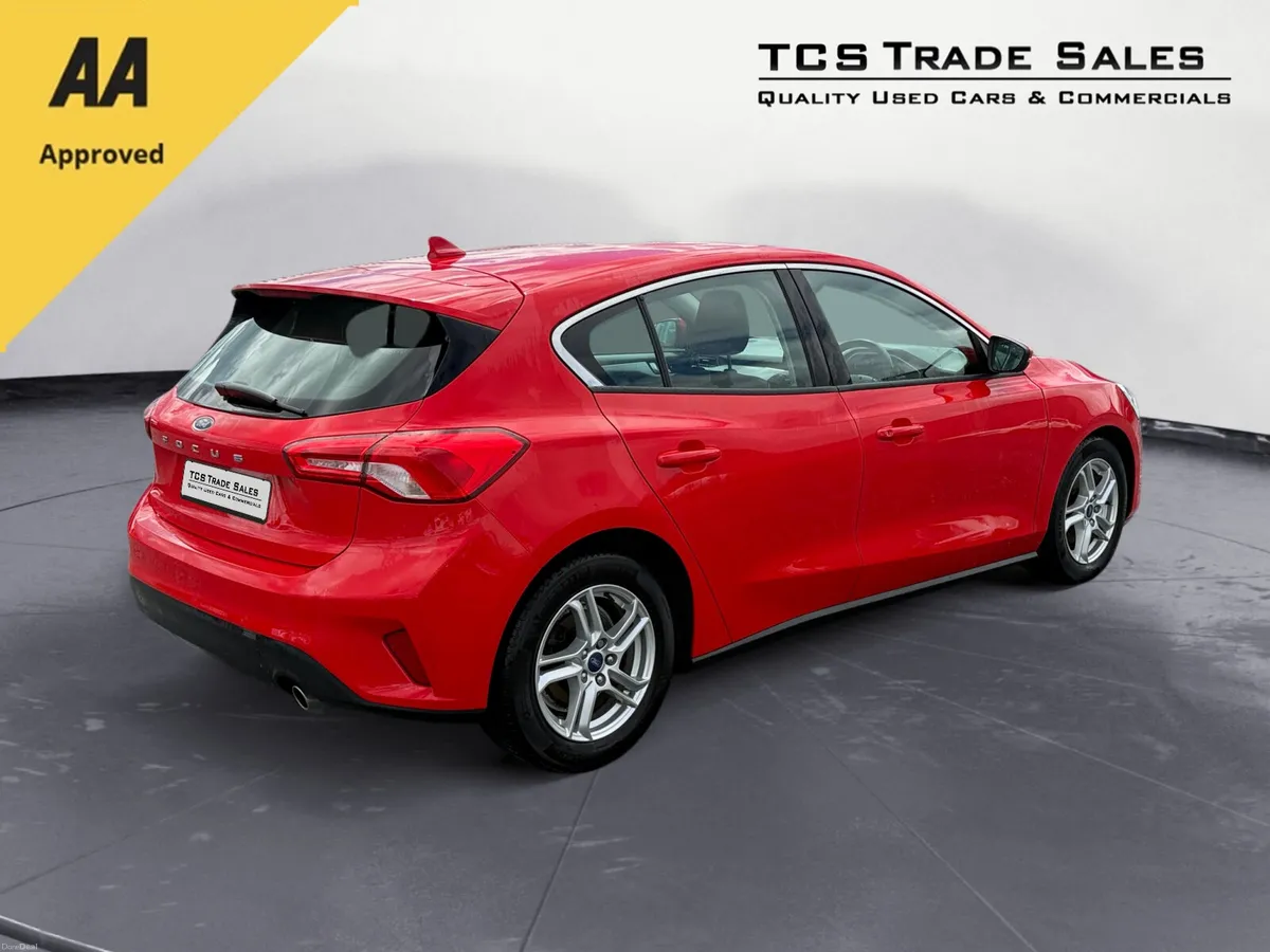 2018 Ford Focus 1.5TDCI ZETEC 120BHP - Image 3