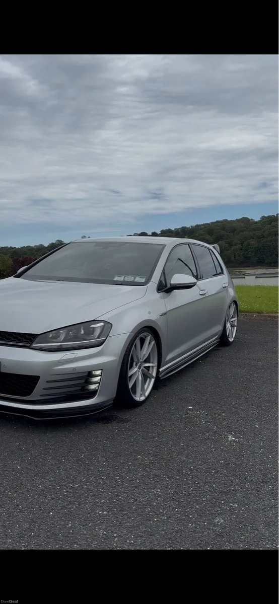 2017 Volkswagen Golf GTD Manual - Image 2