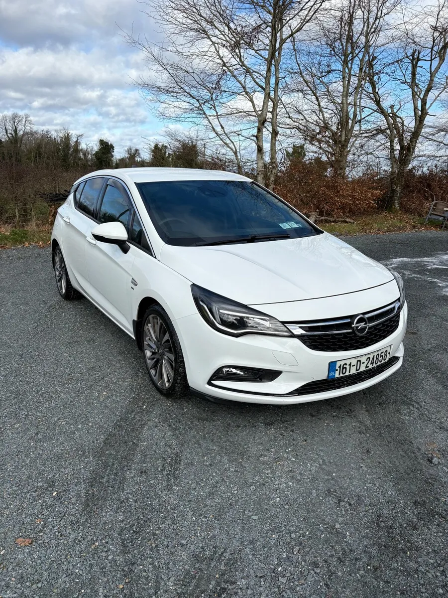 Opel Astra 2016 - Image 1