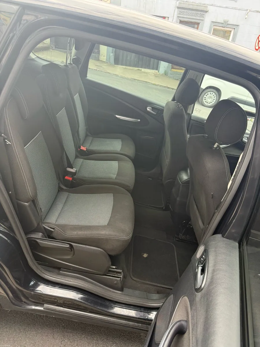 Ford S-Maxx - Image 6