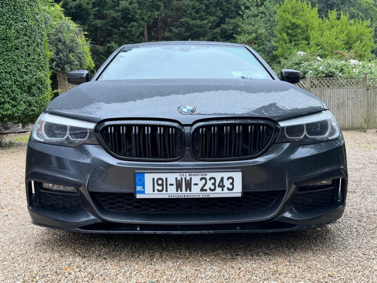 BMW 5-Series 520D G30 M SPORT - Image 3