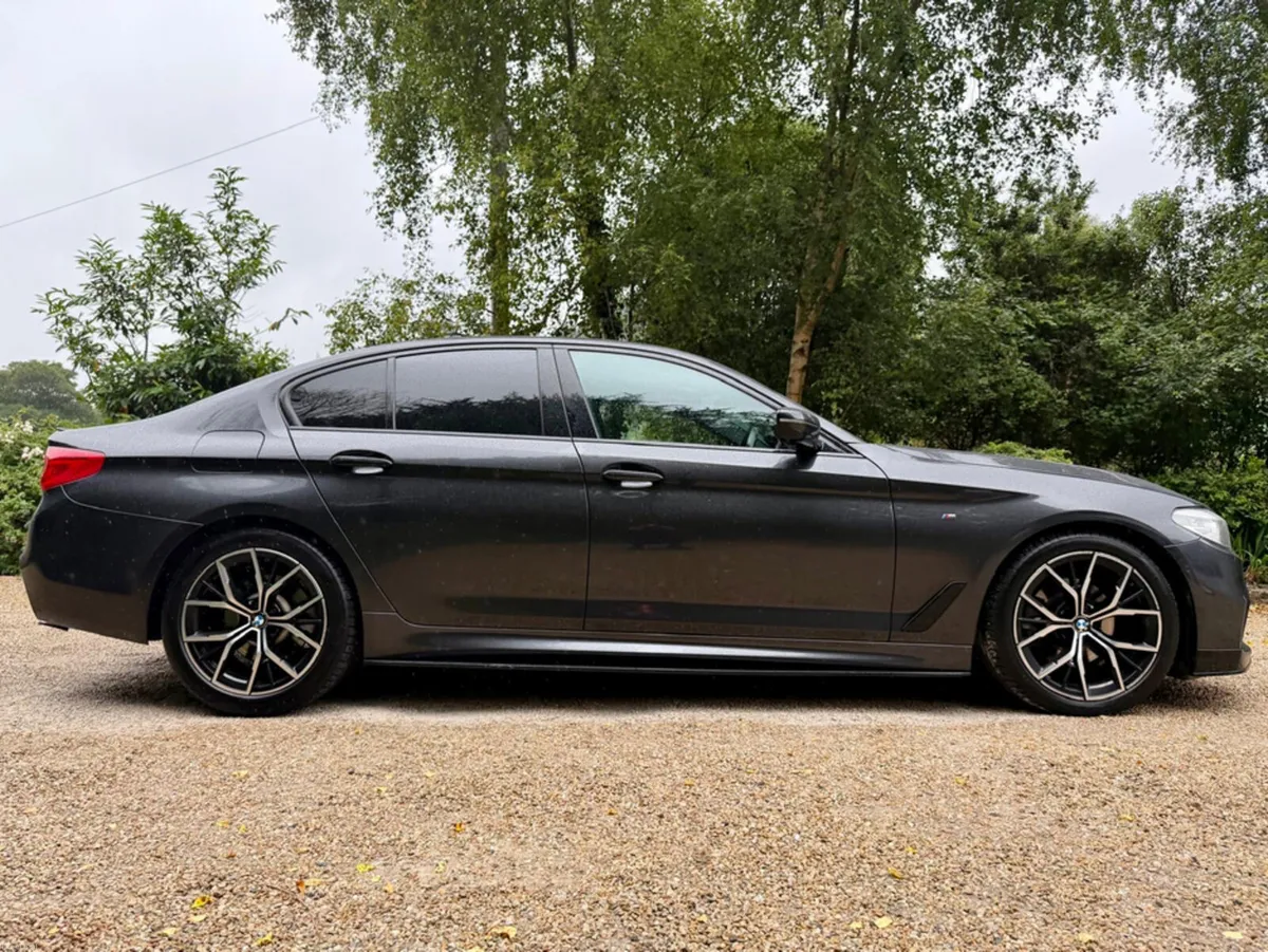 BMW 5-Series 520D G30 M SPORT - Image 5