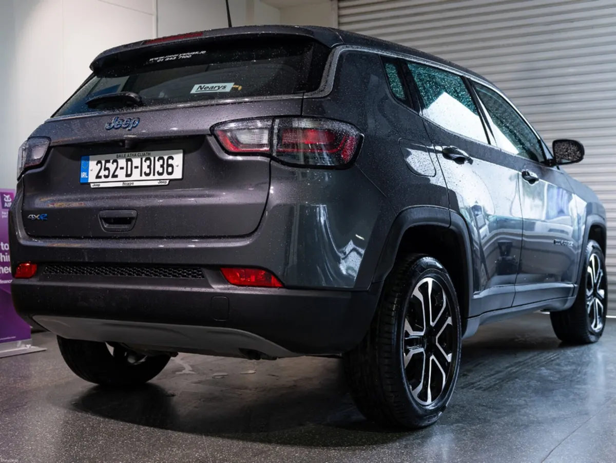 Jeep Compass ALTITUDE PHEV 1.3 240HP - Image 4